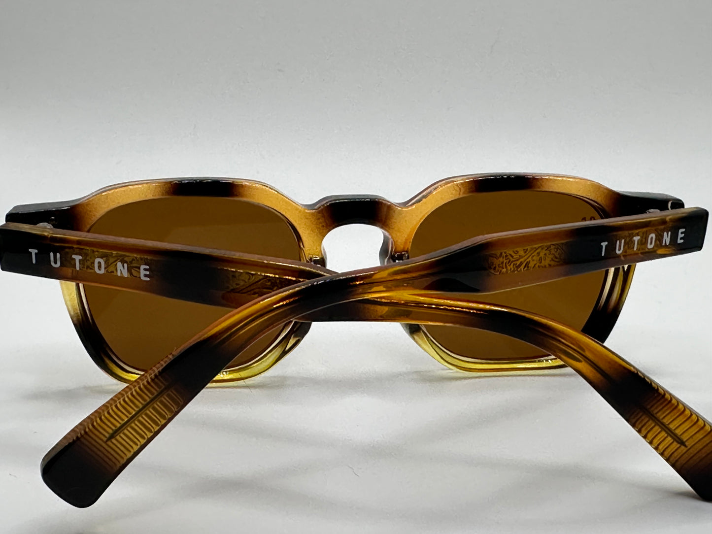 TUTONE Chunky Tortoise schell SUNGLASSES